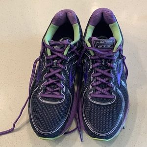 Brooks Adrenaline GTS 16, Women 11, purple